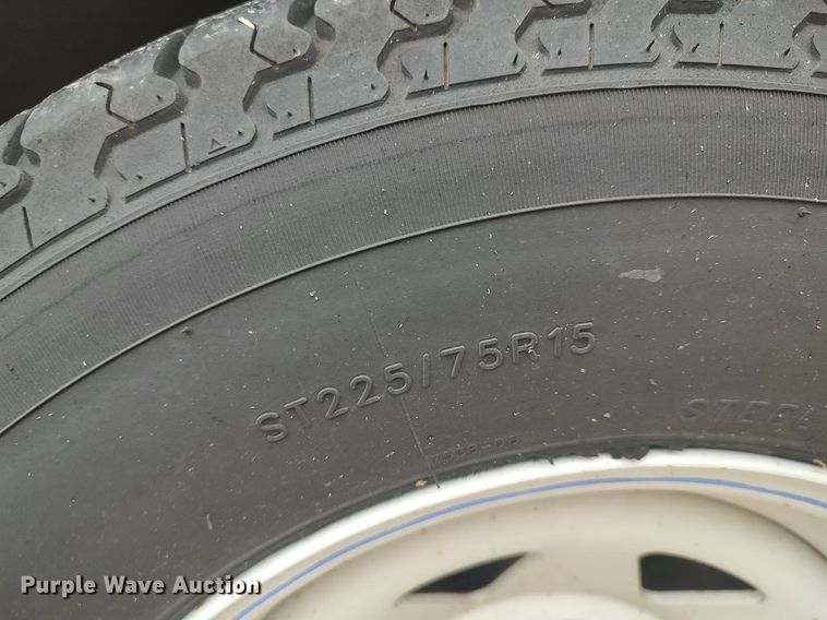 image for item MM9924 2005 Doolittle  enclosed cargo trailer