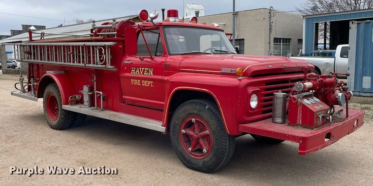 image for item MP9242 1967 Ford F750  pumper fire truck