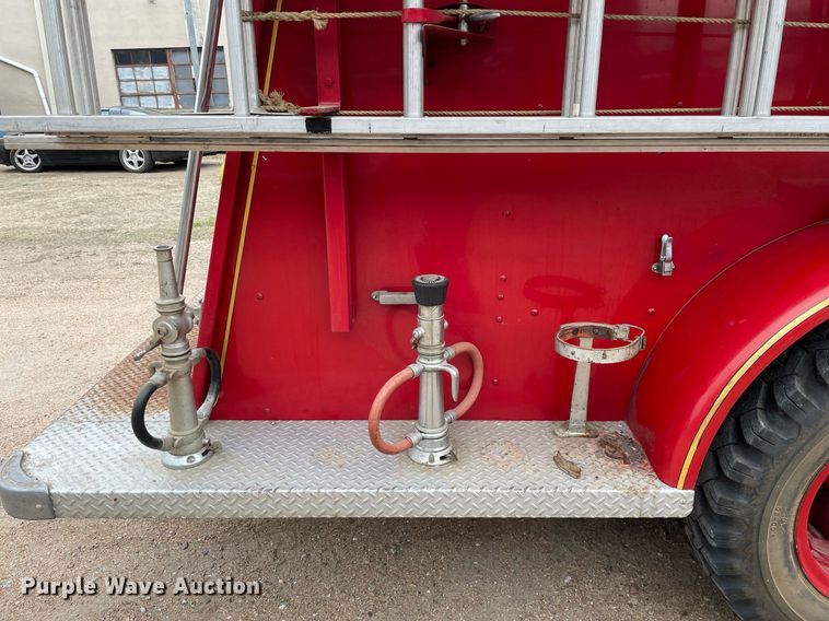 image for item MP9242 1967 Ford F750  pumper fire truck