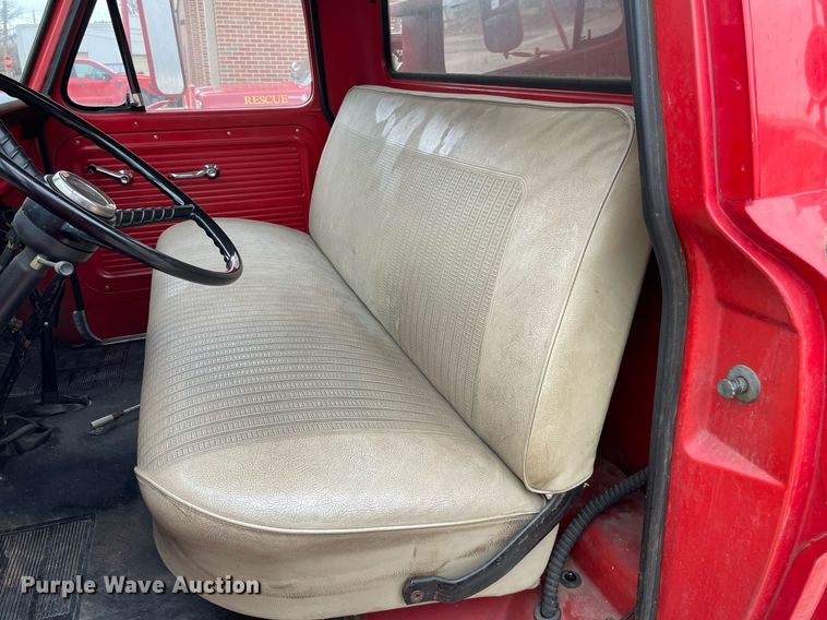 image for item MP9242 1967 Ford F750  pumper fire truck