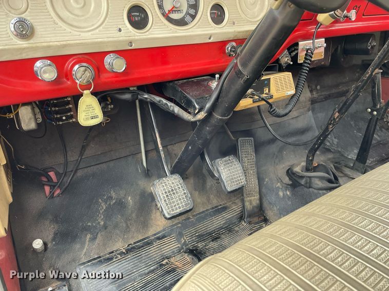 image for item MP9242 1967 Ford F750  pumper fire truck