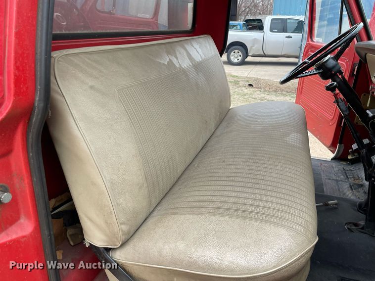 image for item MP9242 1967 Ford F750  pumper fire truck