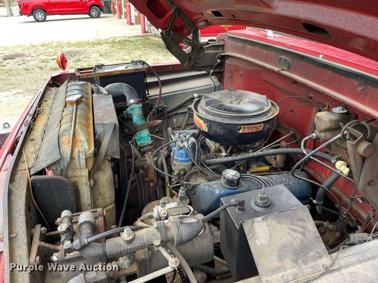 image for item MP9242 1967 Ford F750  pumper fire truck