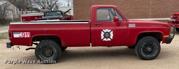 image for item MP9243 1984 Chevrolet Custom Deluxe 30  pickup truck