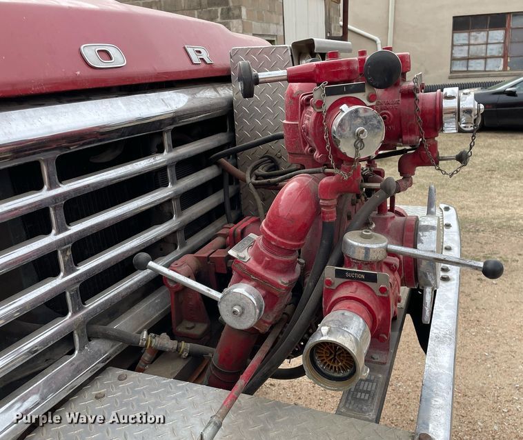 image for item MP9245 1979 Ford F700  pumper fire truck