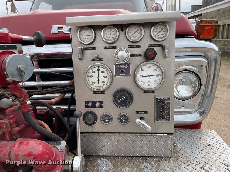 image for item MP9245 1979 Ford F700  pumper fire truck