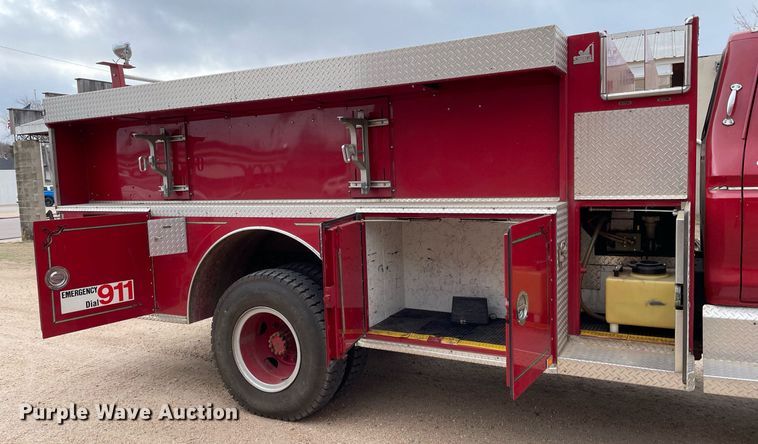 image for item MP9245 1979 Ford F700  pumper fire truck