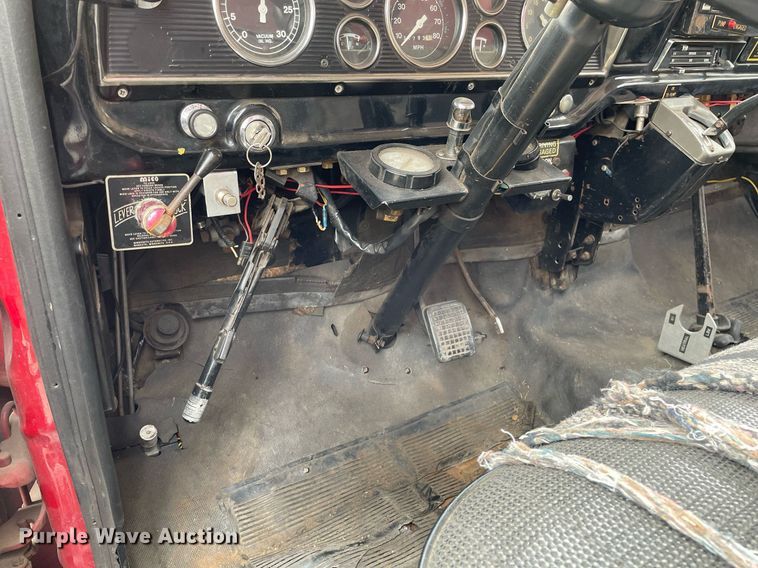 image for item MP9245 1979 Ford F700  pumper fire truck