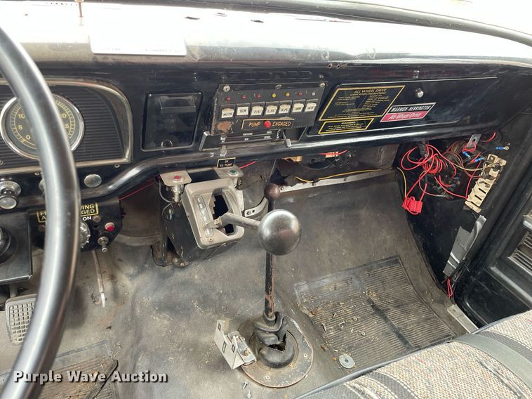 image for item MP9245 1979 Ford F700  pumper fire truck