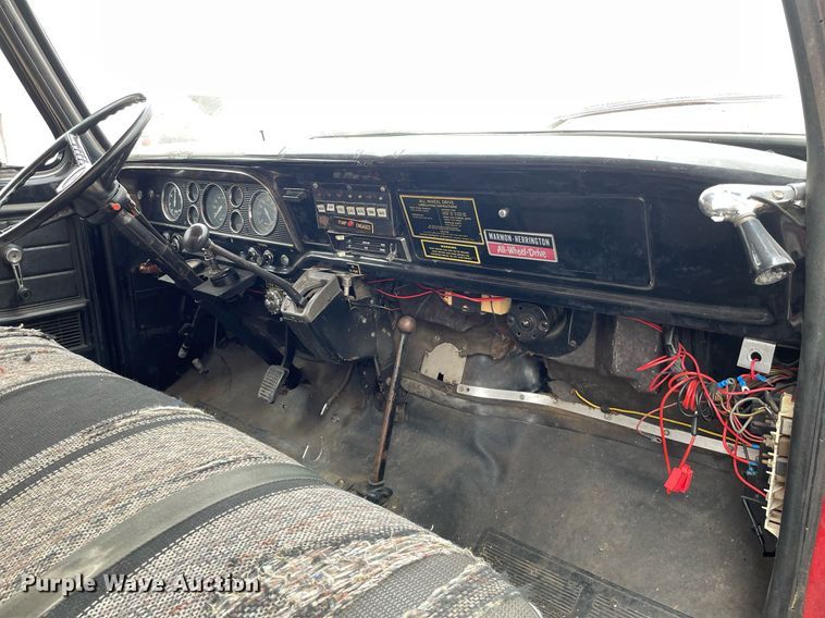 image for item MP9245 1979 Ford F700  pumper fire truck