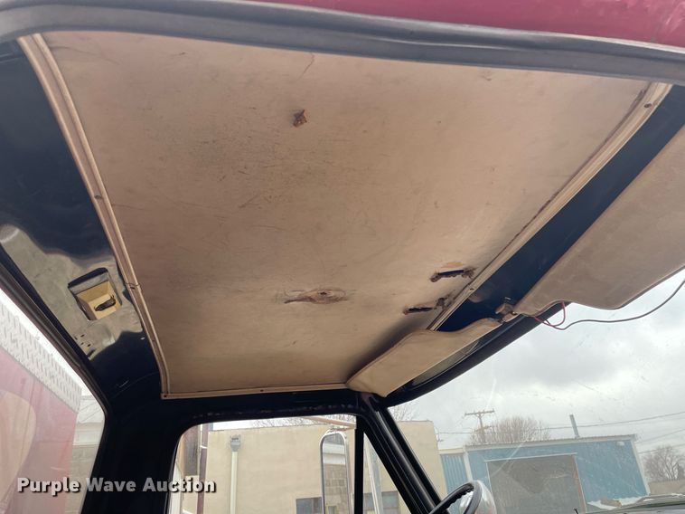 image for item MP9245 1979 Ford F700  pumper fire truck