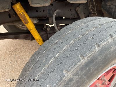 image for item MP9245 1979 Ford F700  pumper fire truck