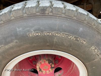 image for item MP9245 1979 Ford F700  pumper fire truck