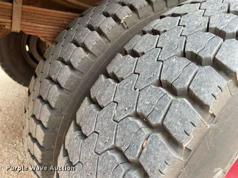 image for item MP9245 1979 Ford F700  pumper fire truck