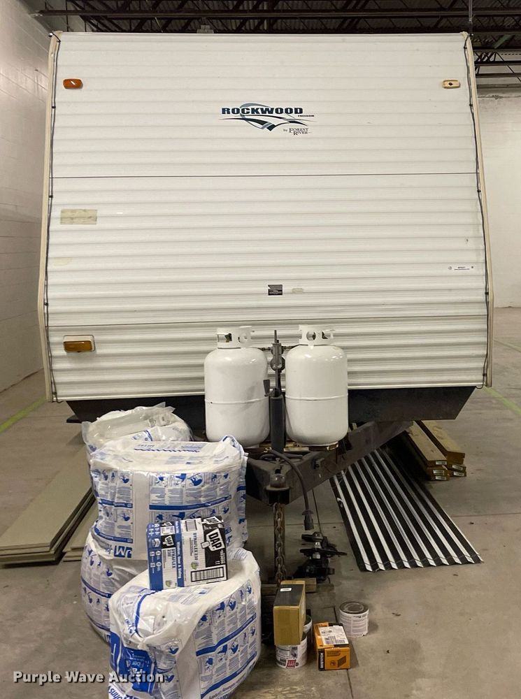 image for item MP9247 2001 Forest River Rockwood Freedom  camper