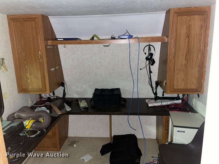 image for item MP9247 2001 Forest River Rockwood Freedom  camper