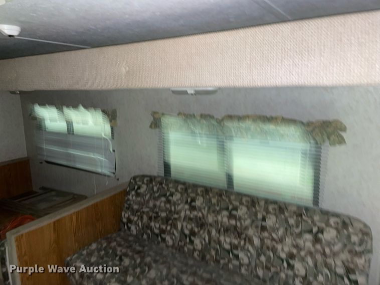 image for item MP9247 2001 Forest River Rockwood Freedom  camper