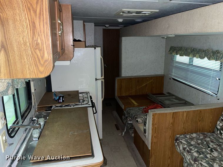 image for item MP9247 2001 Forest River Rockwood Freedom  camper