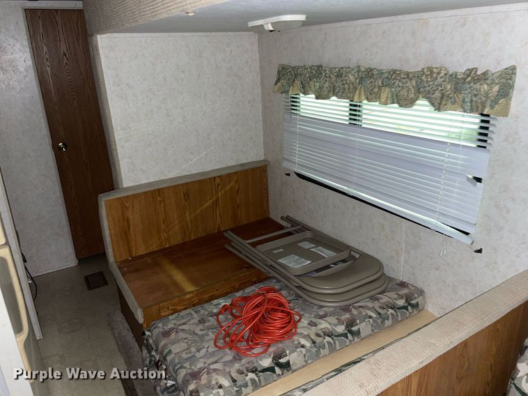 image for item MP9247 2001 Forest River Rockwood Freedom  camper