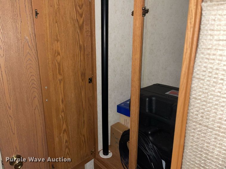 image for item MP9247 2001 Forest River Rockwood Freedom  camper