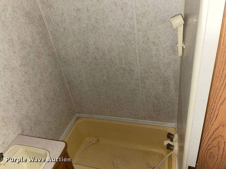 image for item MP9247 2001 Forest River Rockwood Freedom  camper