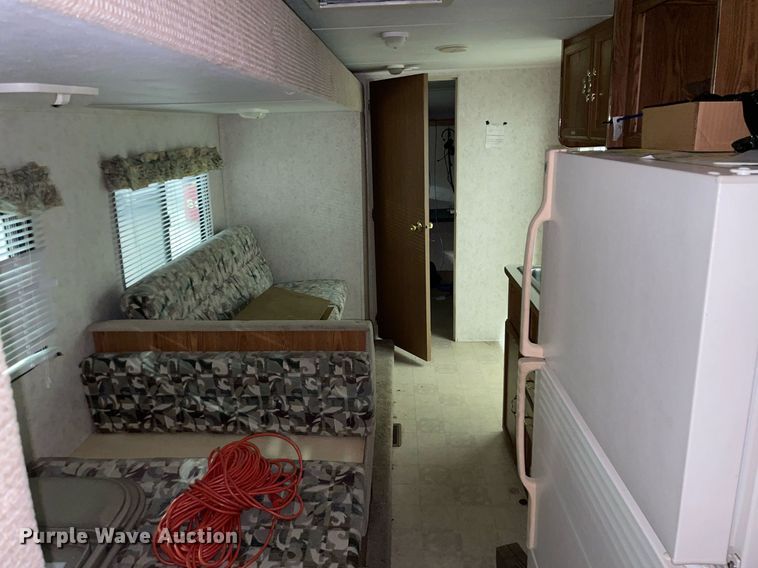 image for item MP9247 2001 Forest River Rockwood Freedom  camper