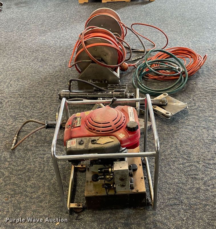 image for item MP9249 Hurst Jaws of Life  rescue equipment