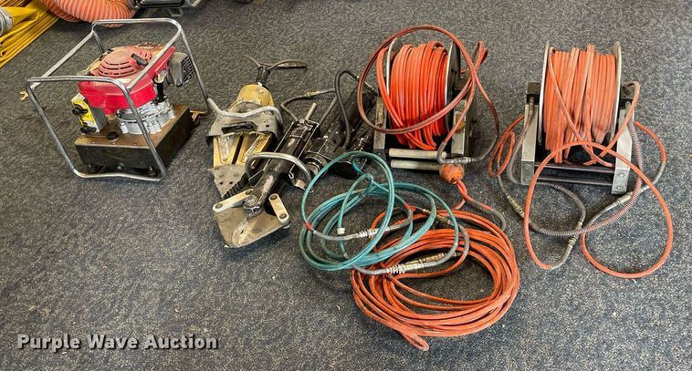 image for item MP9249 Hurst Jaws of Life  rescue equipment