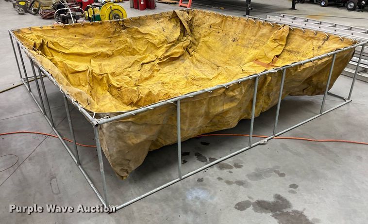 image for item MP9251 (2) water tanks