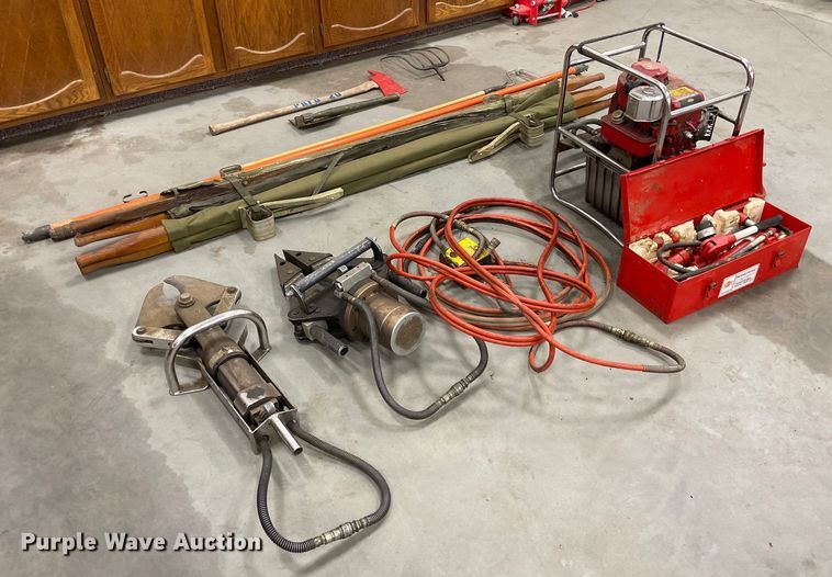 image for item MP9255 Hurst  Jaws of Life rescue tool