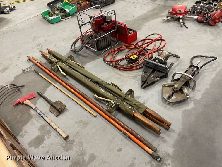 image for item MP9255 Hurst  Jaws of Life rescue tool