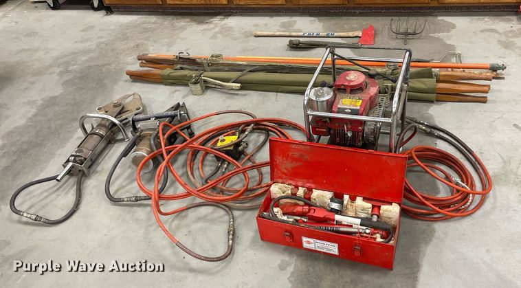 image for item MP9255 Hurst  Jaws of Life rescue tool