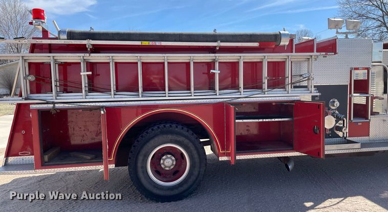 image for item MP9258 1980 Pierce V1324M  pumper fire truck