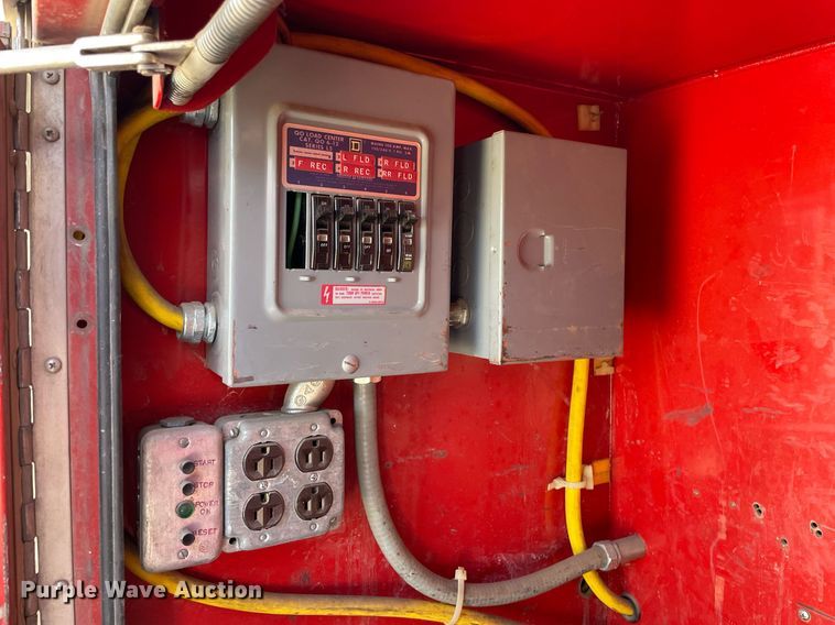 image for item MP9258 1980 Pierce V1324M  pumper fire truck