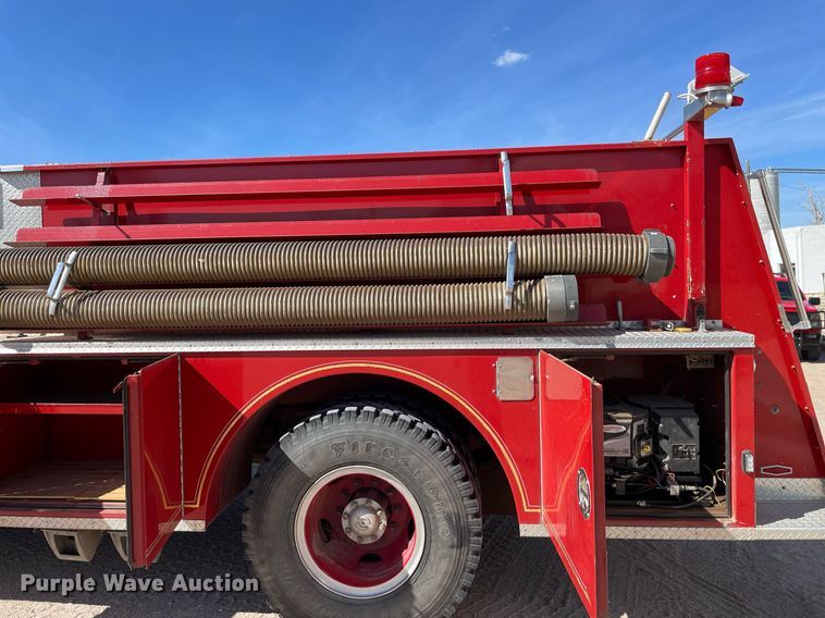 image for item MP9258 1980 Pierce V1324M  pumper fire truck