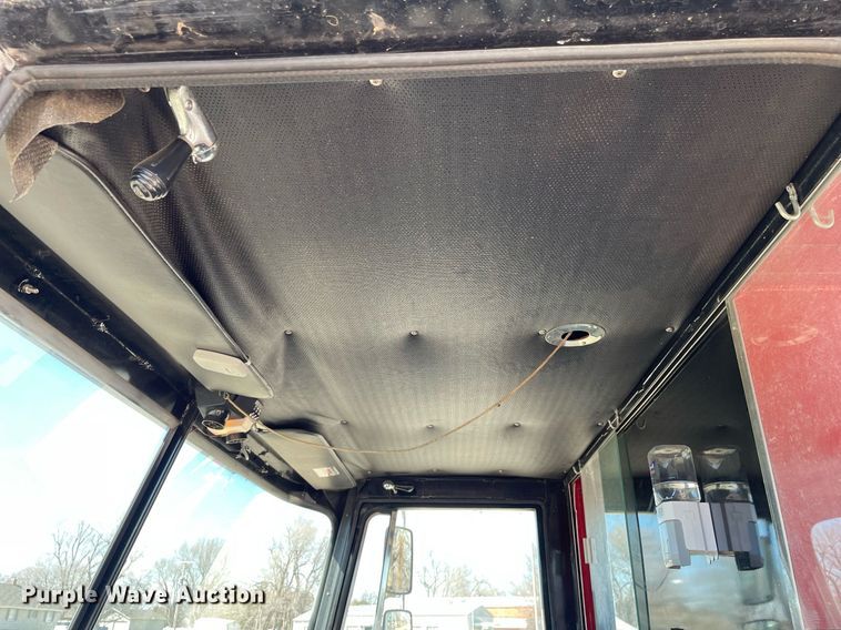 image for item MP9258 1980 Pierce V1324M  pumper fire truck