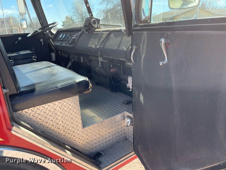 image for item MP9258 1980 Pierce V1324M  pumper fire truck