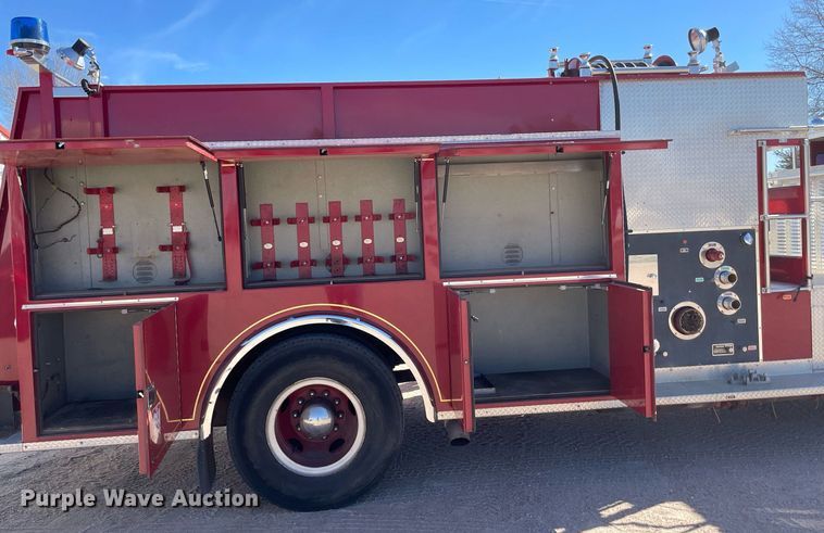 image for item MP9259 1986 Pierce E3172  fire truck