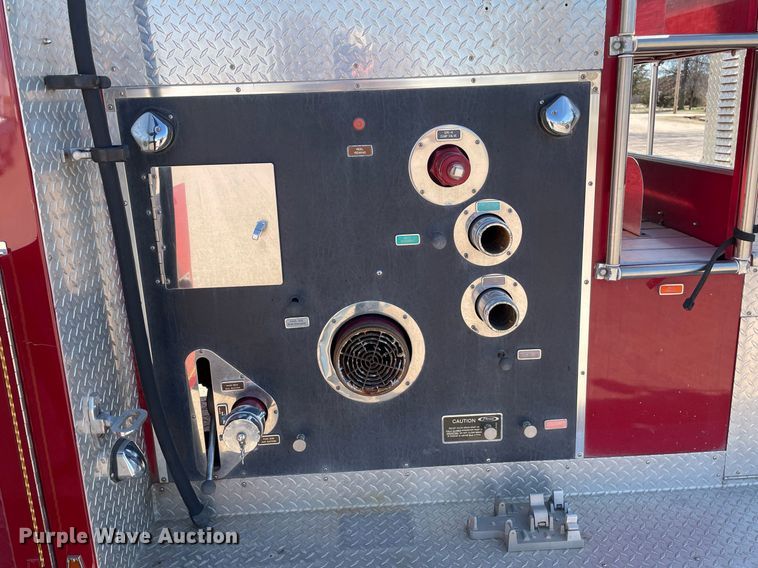 image for item MP9259 1986 Pierce E3172  fire truck