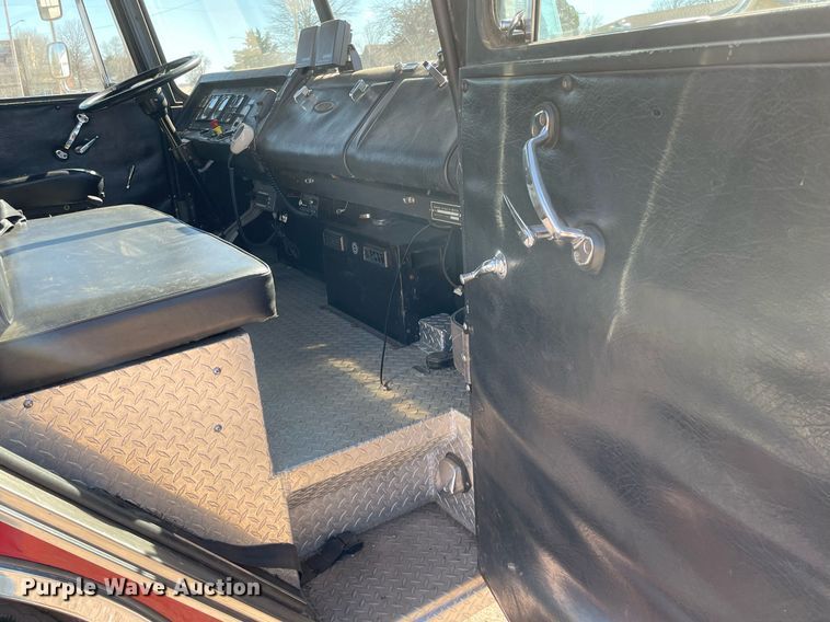 image for item MP9259 1986 Pierce E3172  fire truck