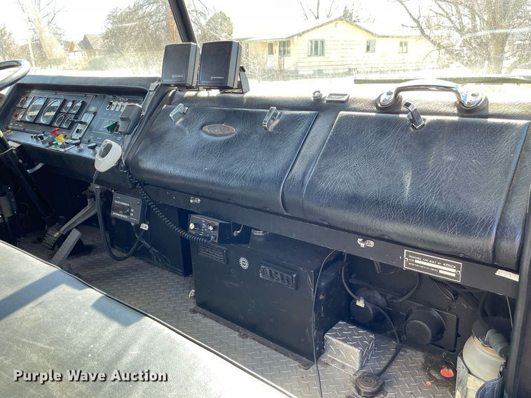 image for item MP9259 1986 Pierce E3172  fire truck