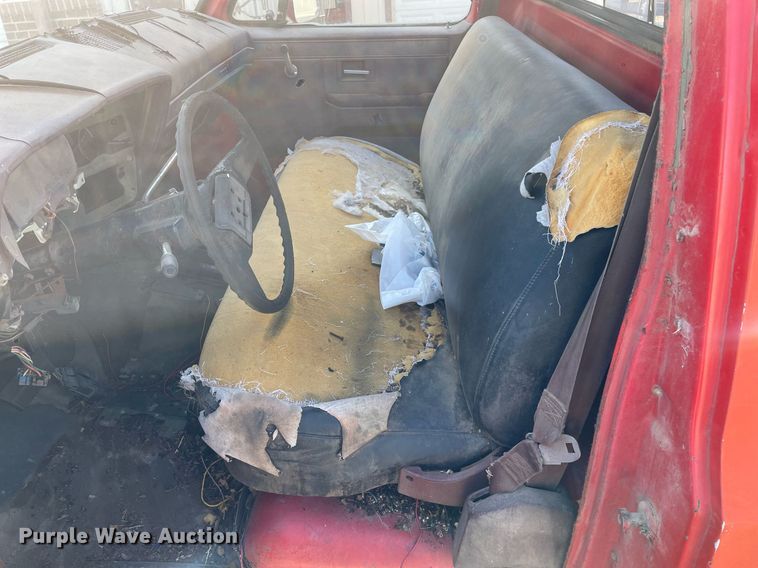 image for item MP9260 1984 Chevrolet D30  pickup truck