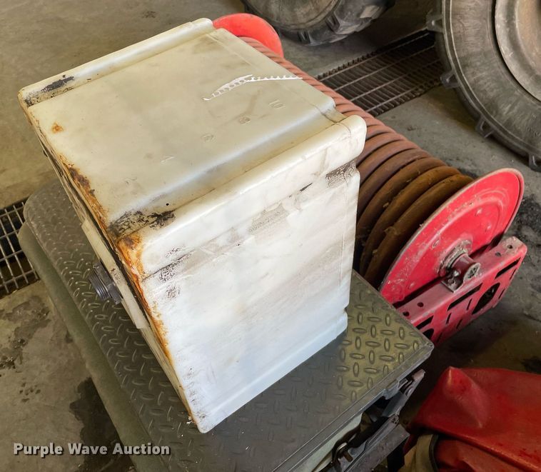 image for item MP9261 Fire fighting equipment