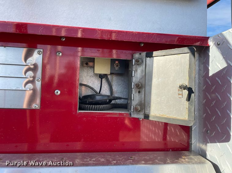 image for item MP9264 1983 Chevrolet K3500  pumper fire truck