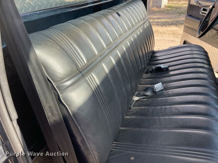 image for item MP9264 1983 Chevrolet K3500  pumper fire truck