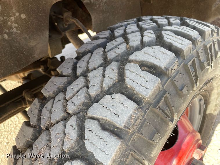 image for item MP9264 1983 Chevrolet K3500  pumper fire truck