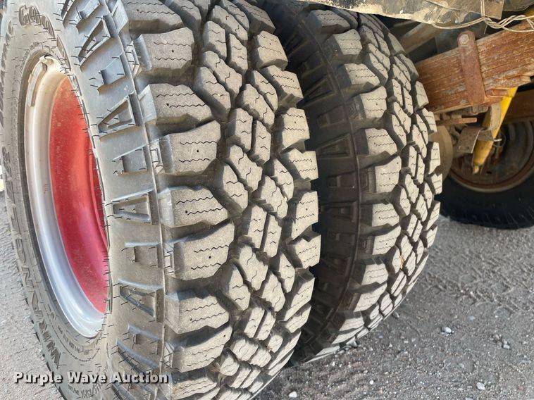 image for item MP9264 1983 Chevrolet K3500  pumper fire truck