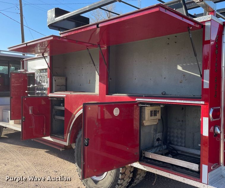 image for item MP9265 1985 Pierce E2490  pumper fire truck