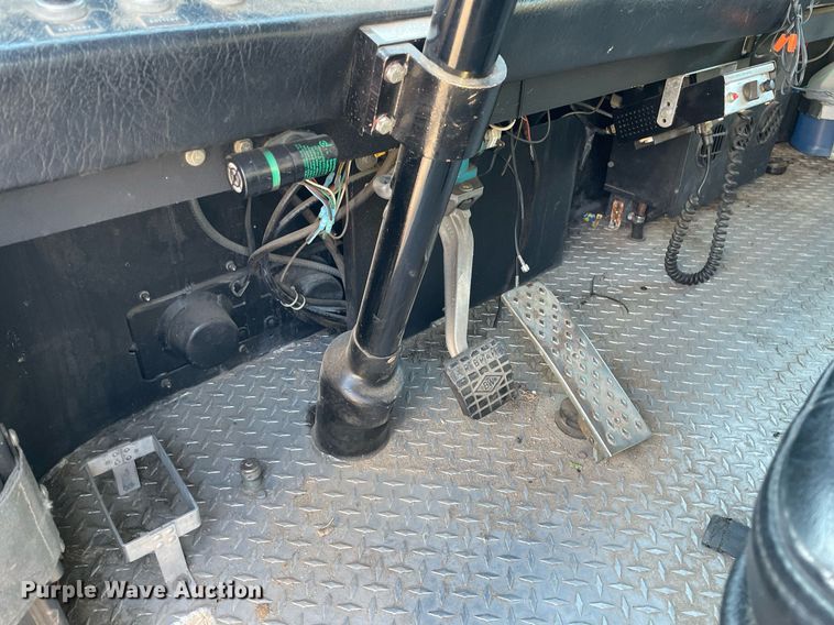 image for item MP9265 1985 Pierce E2490  pumper fire truck