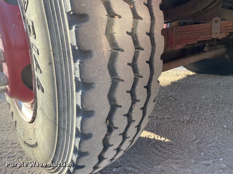 image for item MP9265 1985 Pierce E2490  pumper fire truck